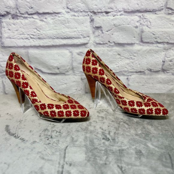 Seychelles Red & Gold Pumps - Picture 1 of 6